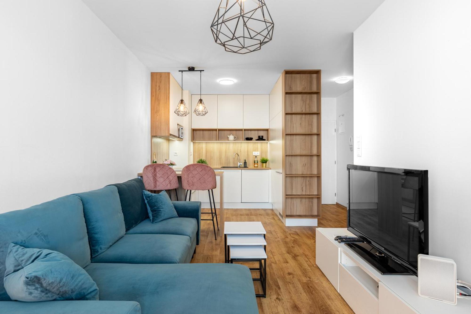Leo Apartment - Ac & Free Parking Братислава Екстер'єр фото